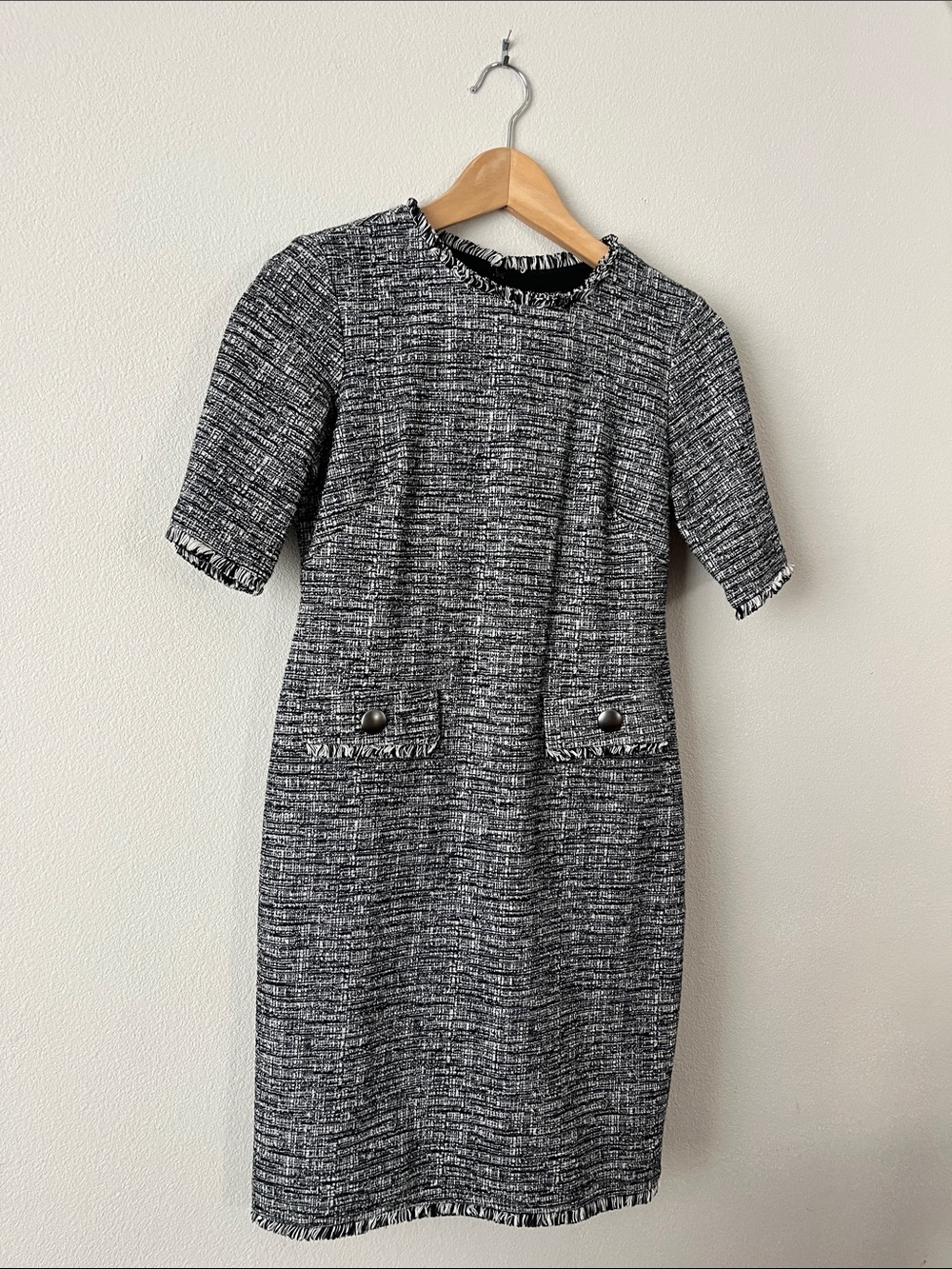 Taylor Classic Black & White Tweed Shift Dress Size 2